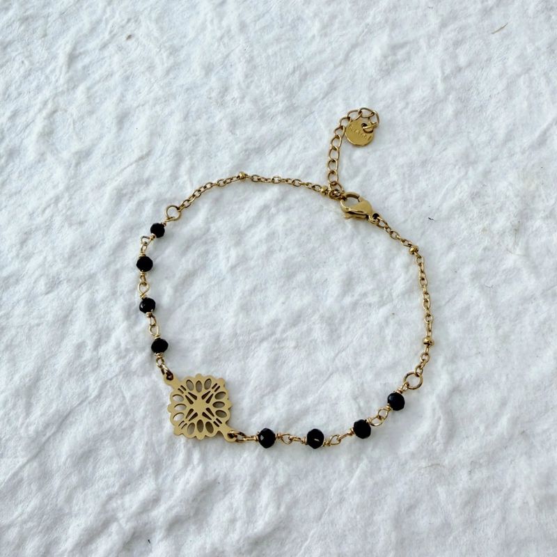 Onyx Floral Bracelet