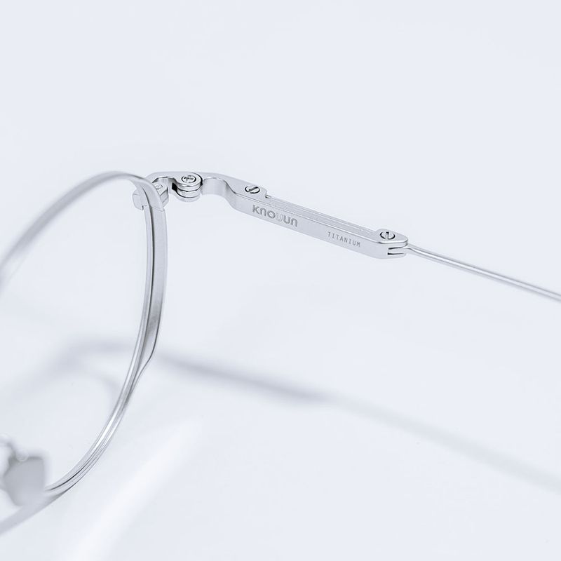 Knouun Round titanium glasses CODE. 102. C Sizzy silver