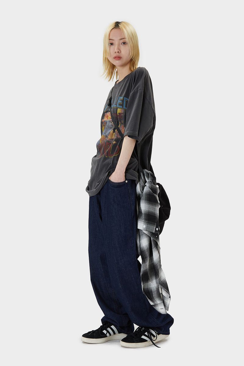 The world printing over t-shirt
