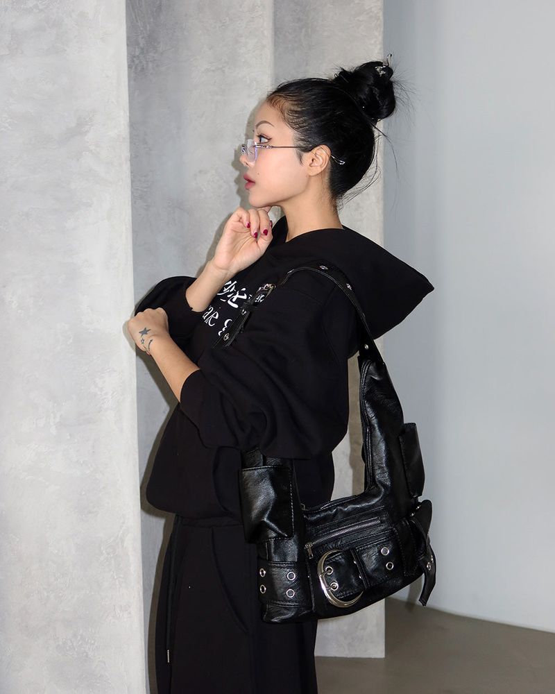 Big Buckle Pocket Punching Shoulder Bag
