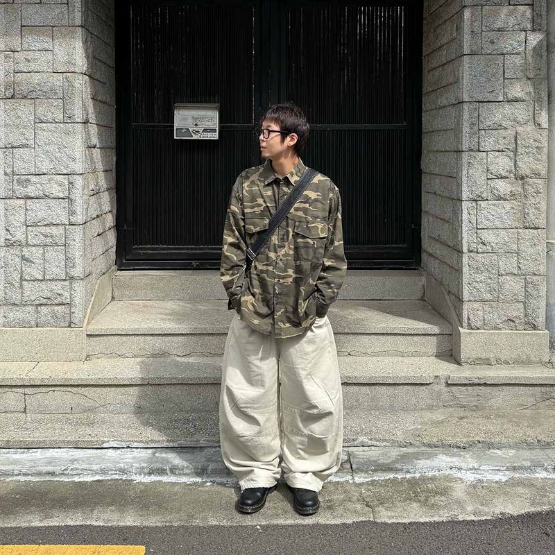 HundoP（ハンドピー）の「ヴィンテージアーバンピンタックバルーンパンツ（パンツ）」