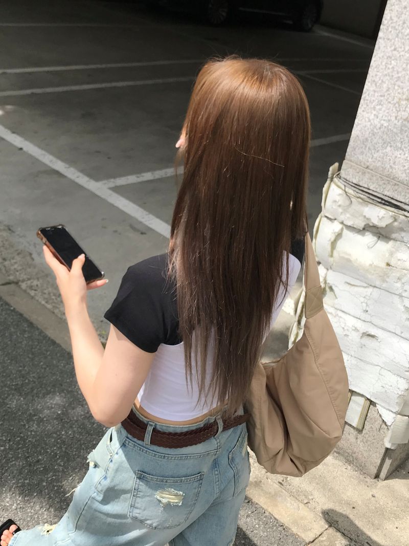Selene crop T