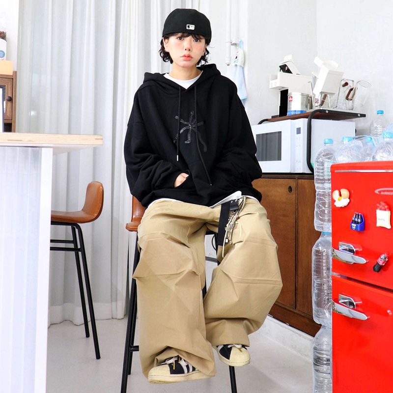 HundoP（ハンドピー）の「ワイドパラシュートバックルパンツ（パンツ）」