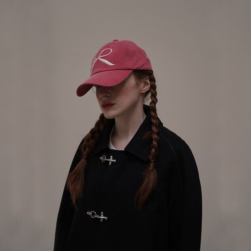 Red Pigment Ribbon Cap