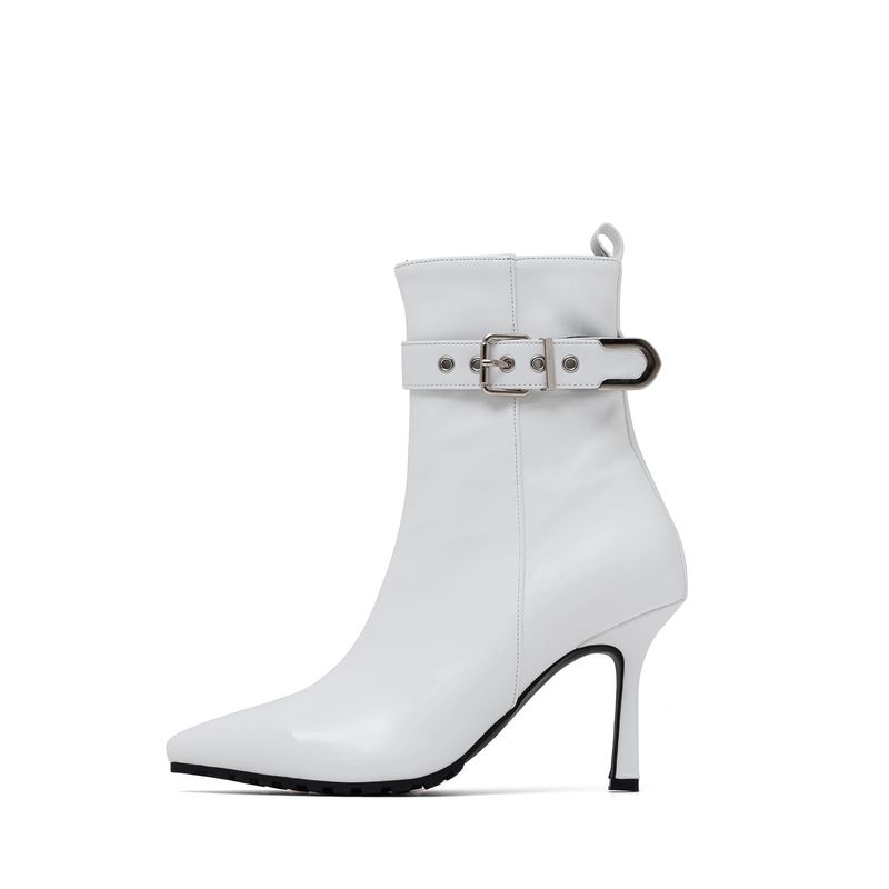 SSIMEEZ（シミズ）の「Buckle Slim Walker Heel(White)（Shoes）」