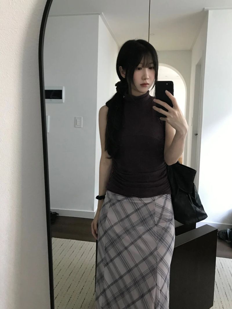 Glue Check Long Skirt (one color)