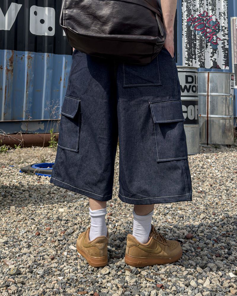 Circular Belt Stitch Cargo Bermuda