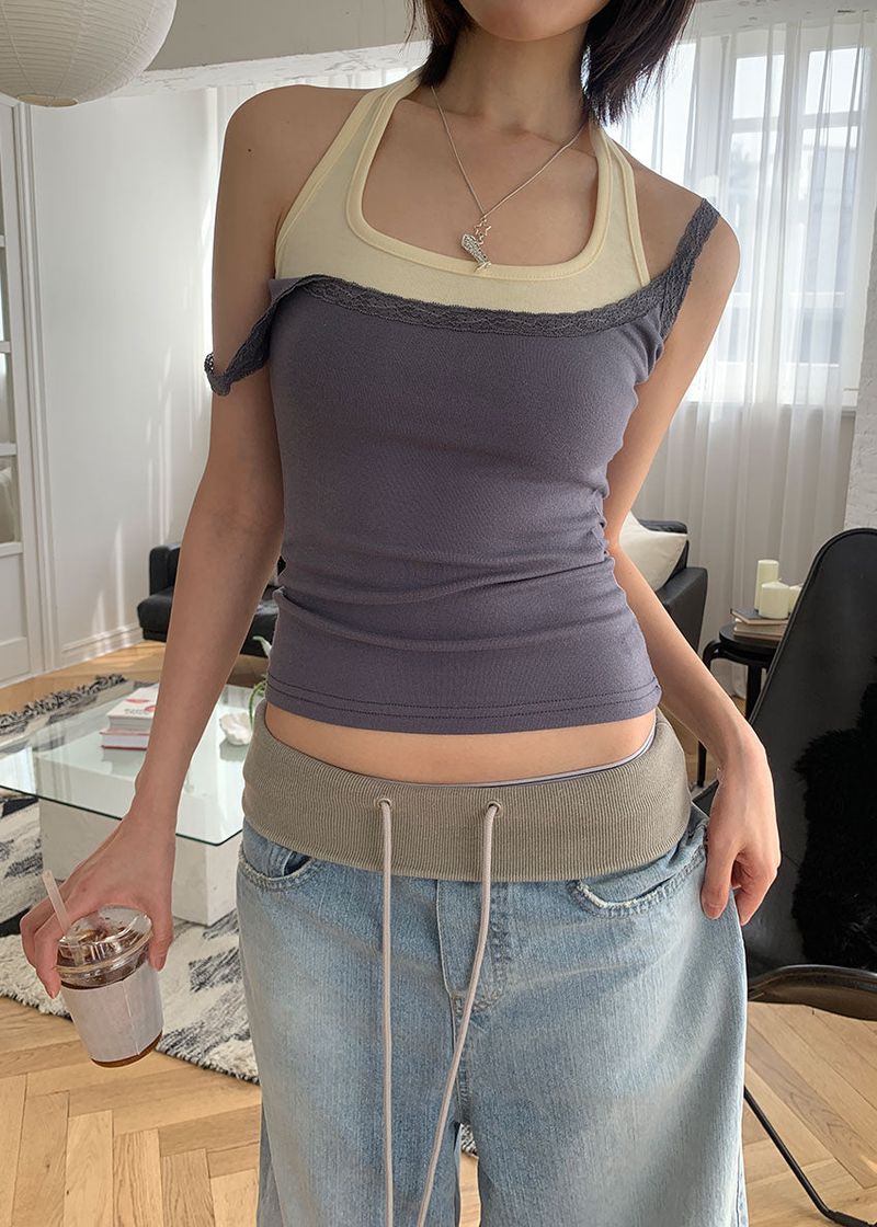 eon(イオエン)の「LAYER LACE SLEEVELESS (3color)(Tops)」
