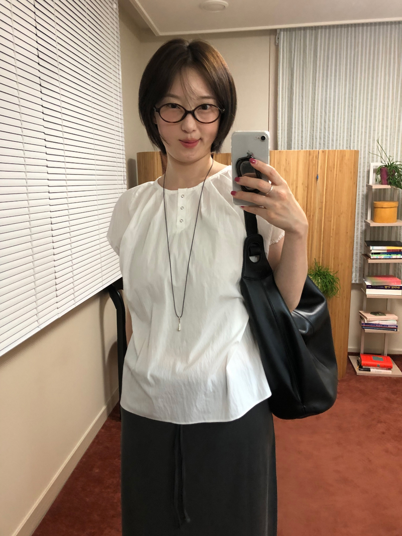 seymour（セイモア）の「Crispy blouse（Tops）」