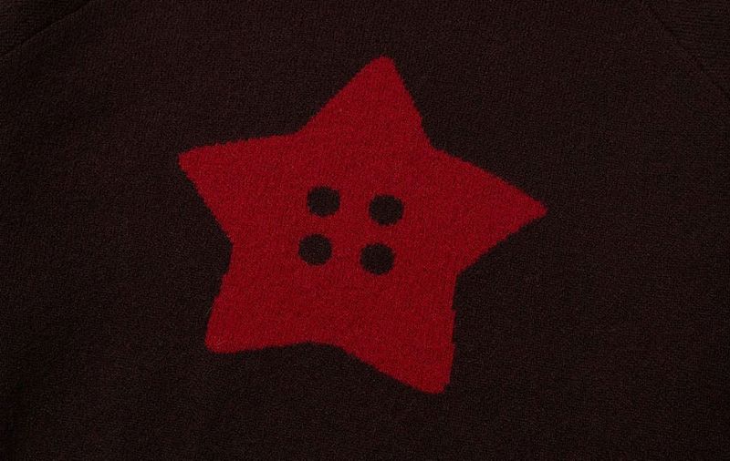 STAR BUTTON KNIT - BROWN