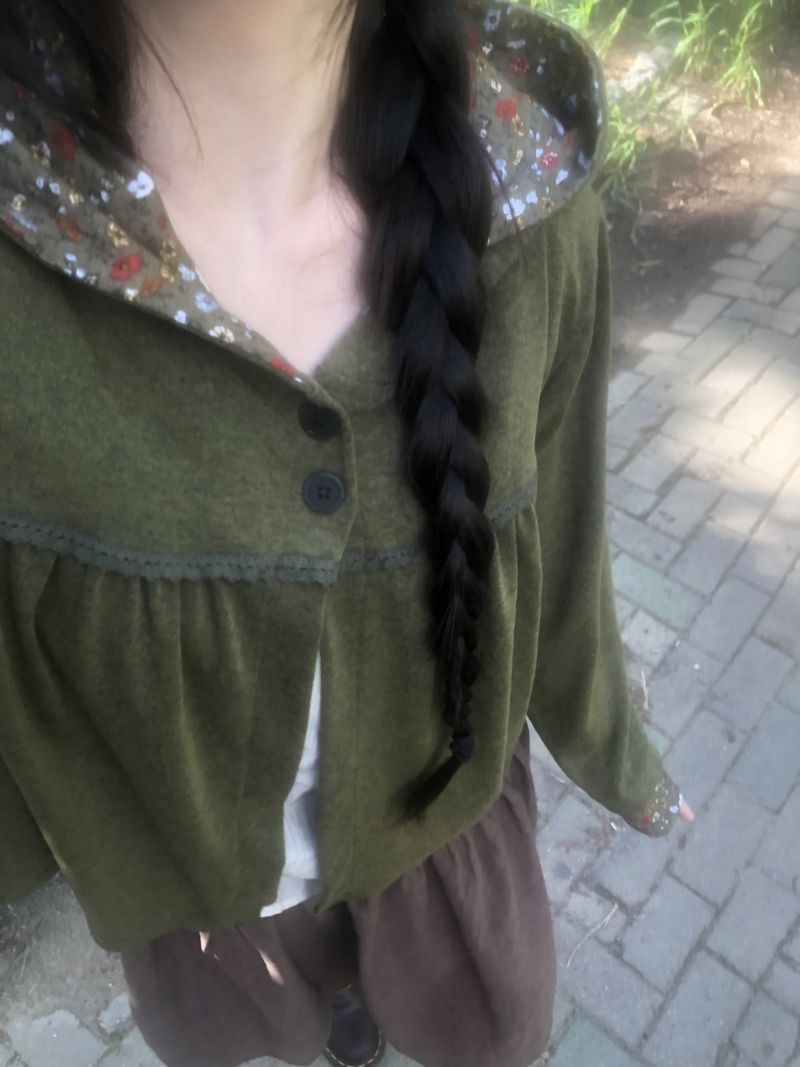 ZELENA（ゼレナ）の「クローバー フードカーディガン（トップス）」