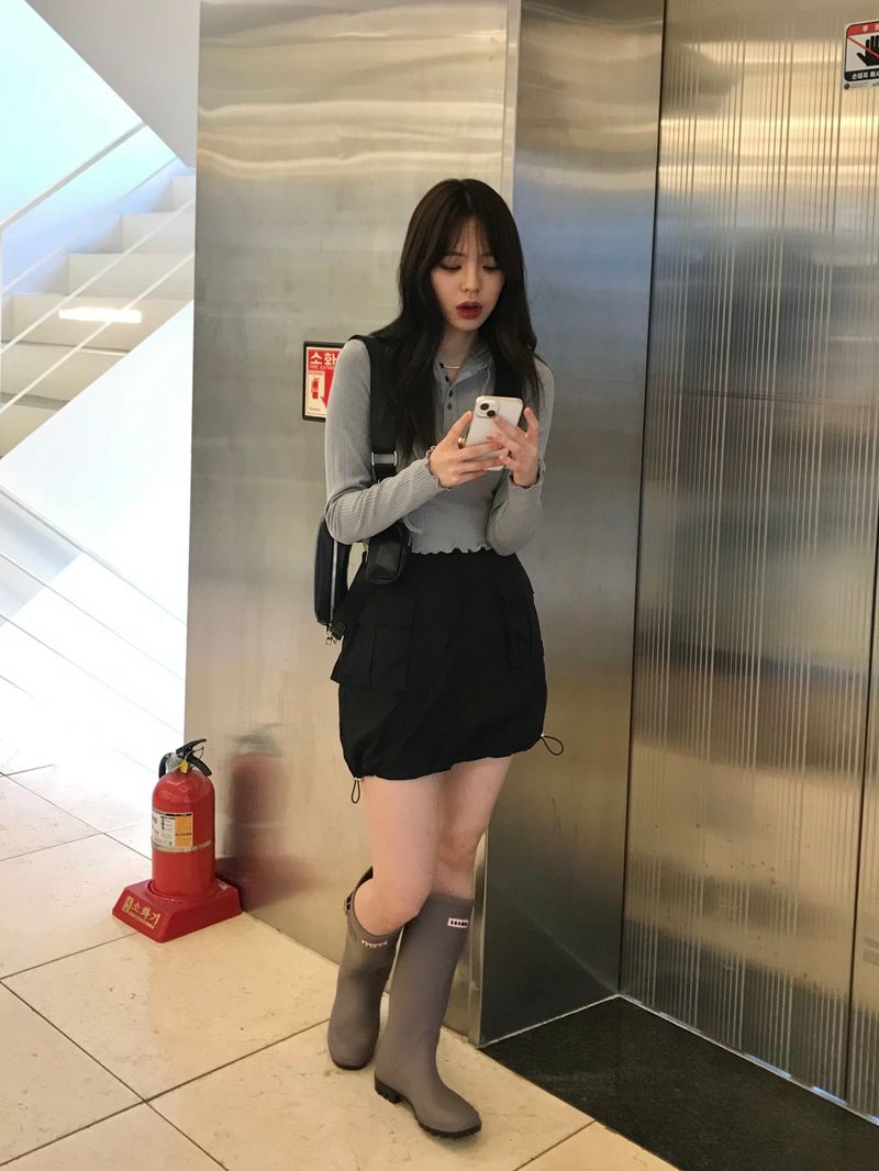 Larvate mini skirt