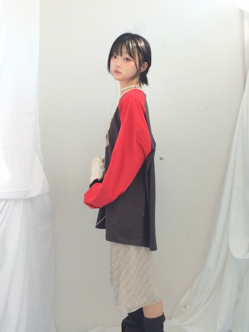 Number-printed color long sleeve