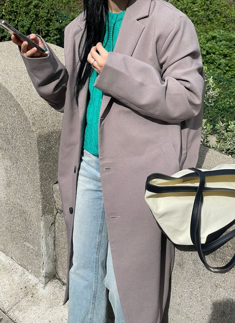 Tailored unisex single coat