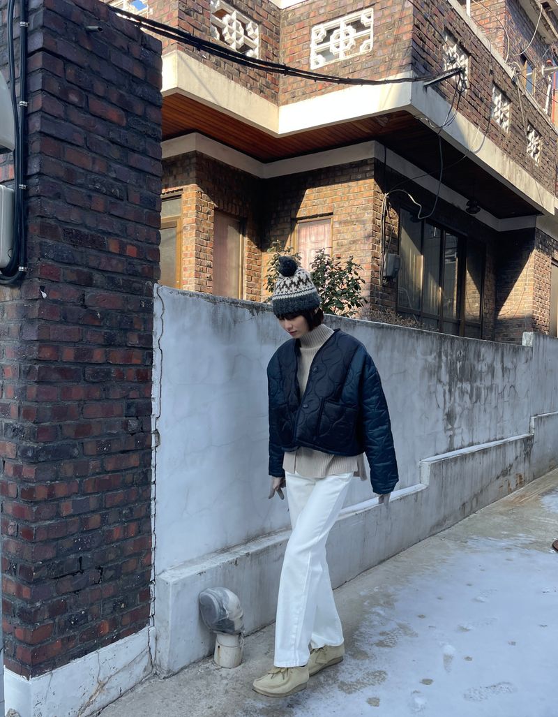 Plain straight white pants 