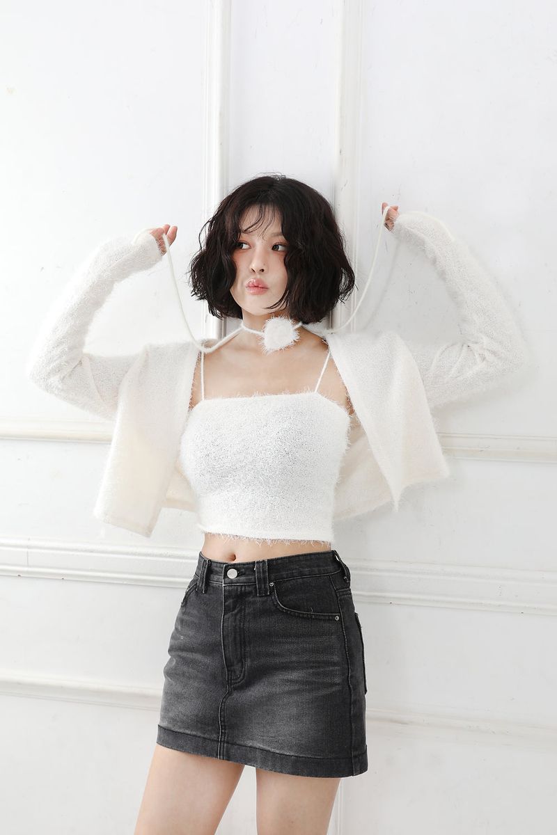 Rose Fur String Choker