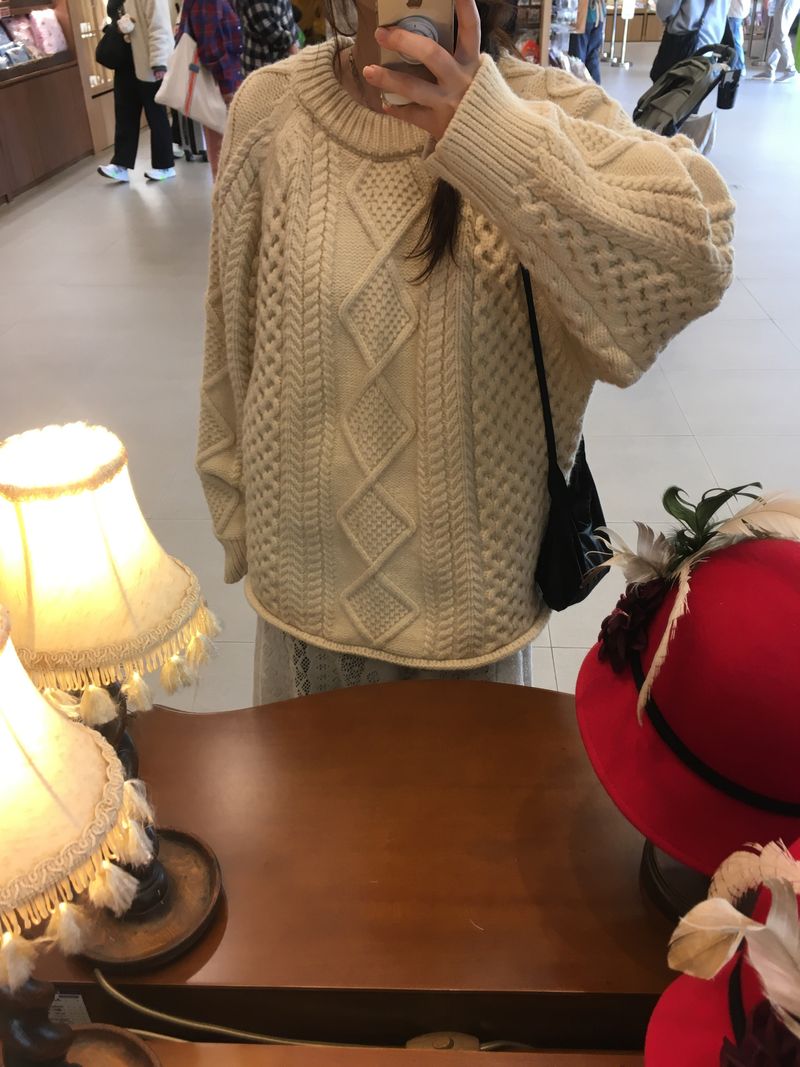 Note cable knitwear