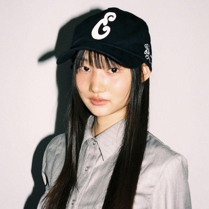 WEBHOUSE（ウェブハウス）の「ツイスター クラシック キャップ - ネイビー（帽子）」