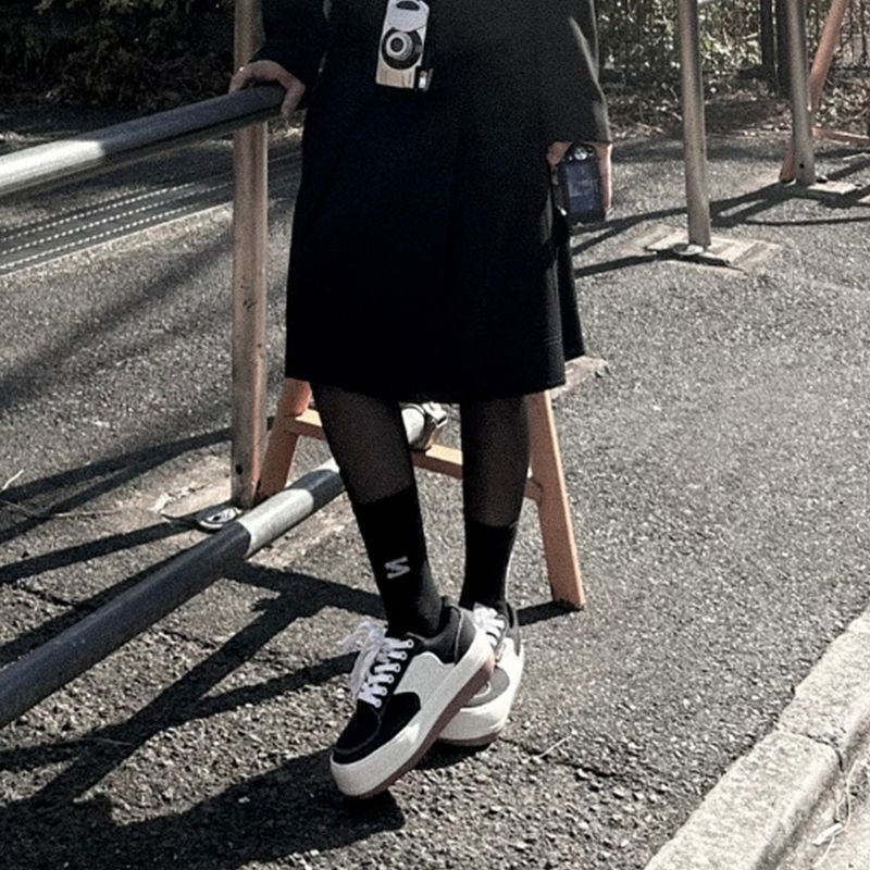 MUMMUM C.V BLACK