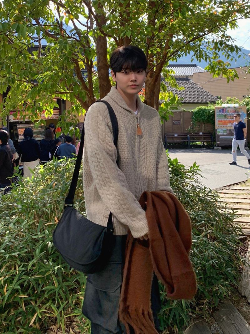 WHAT A LOOK（ワット ア ルック）の「(Premium) フェリスニットジップアップ（ジャケット/アウター）」