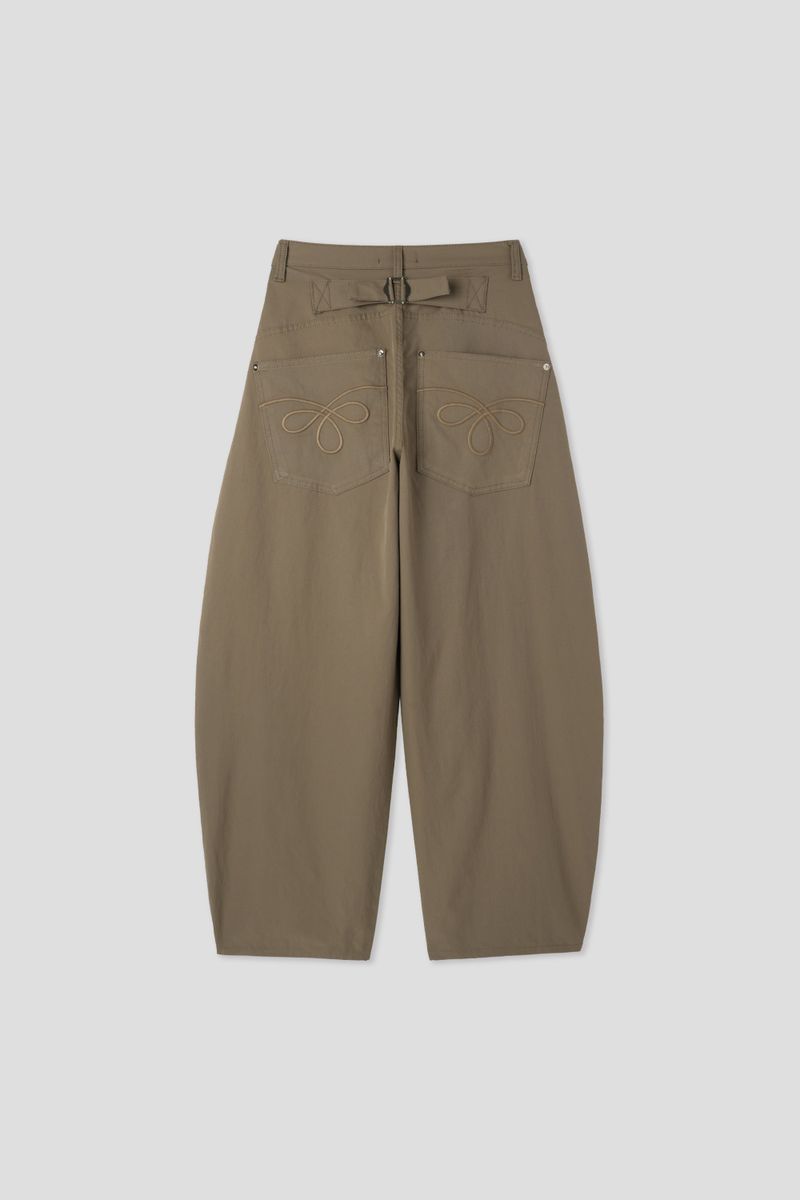 EMBO BACK BIJO CURVED PANTS (3C)