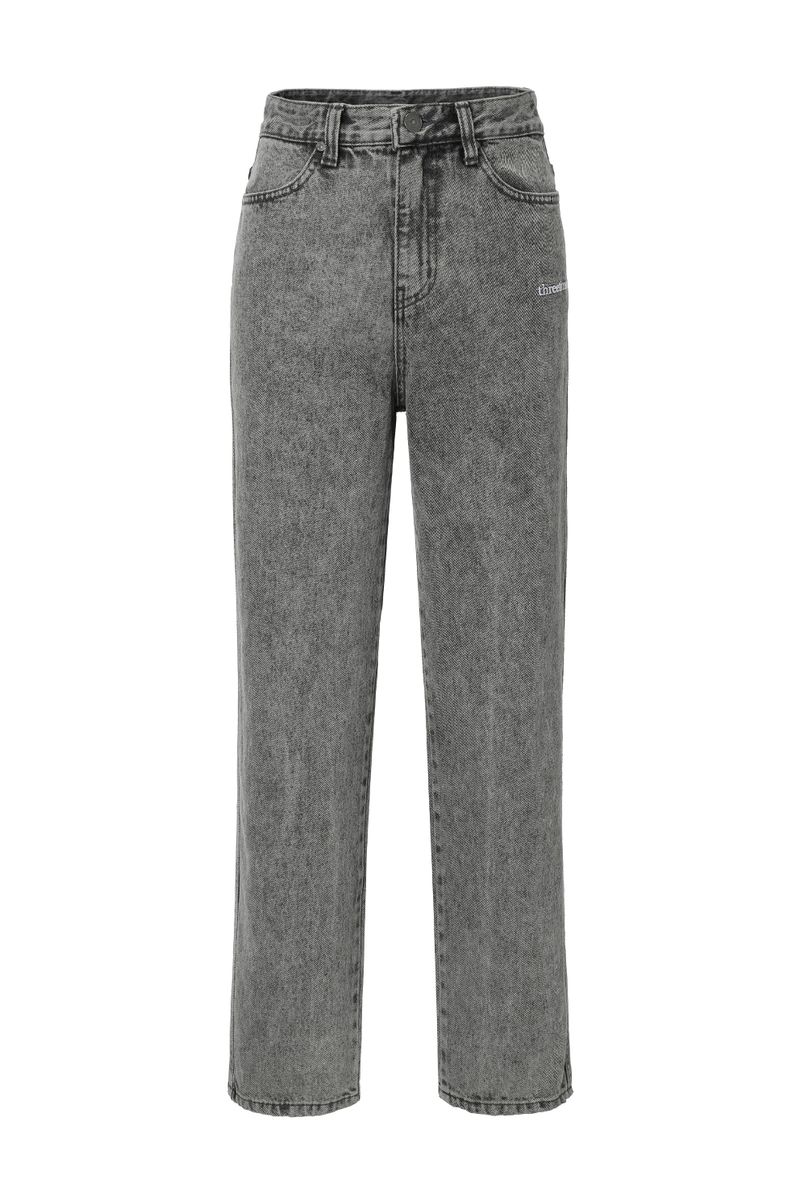 Classic straight jeans