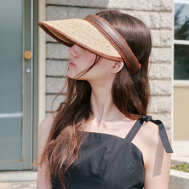 ALLINCOMPLETE（オールインコンプリート）の「Diana Raphia Sun Visor (Beige)（Hats）」