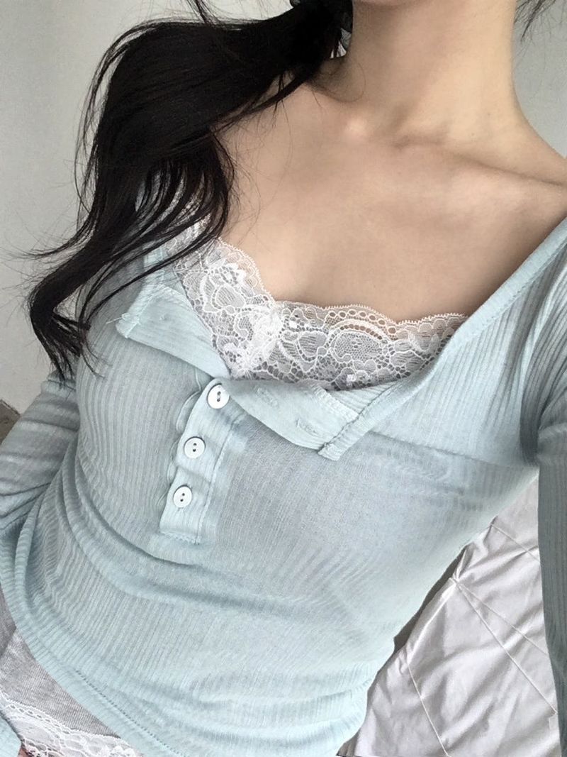 romantic lace sleeveless shirt
