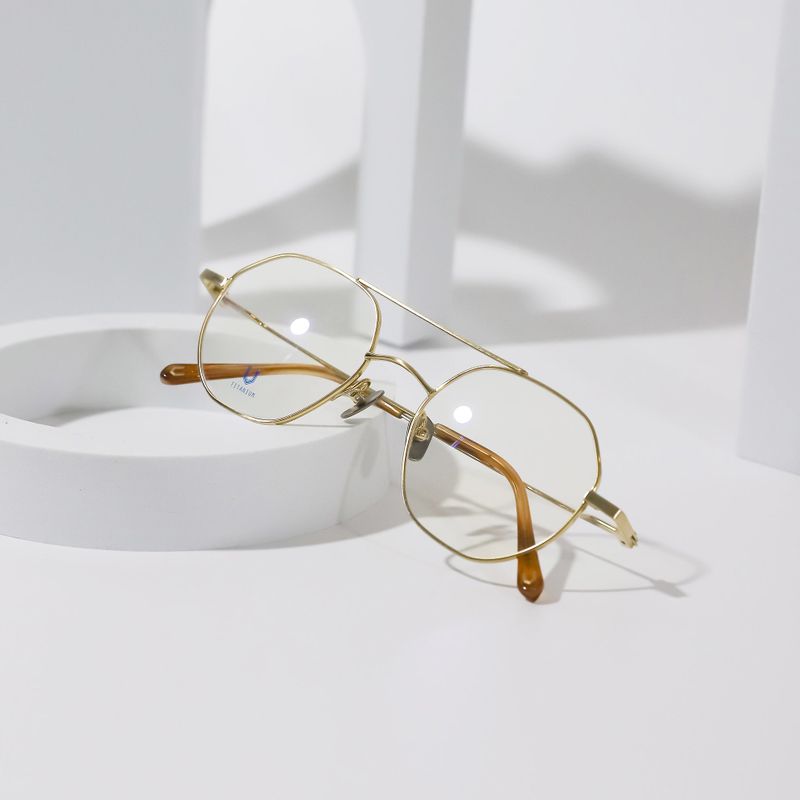 Knouun Round titanium glasses CODE. 103. A Sizzy Gold