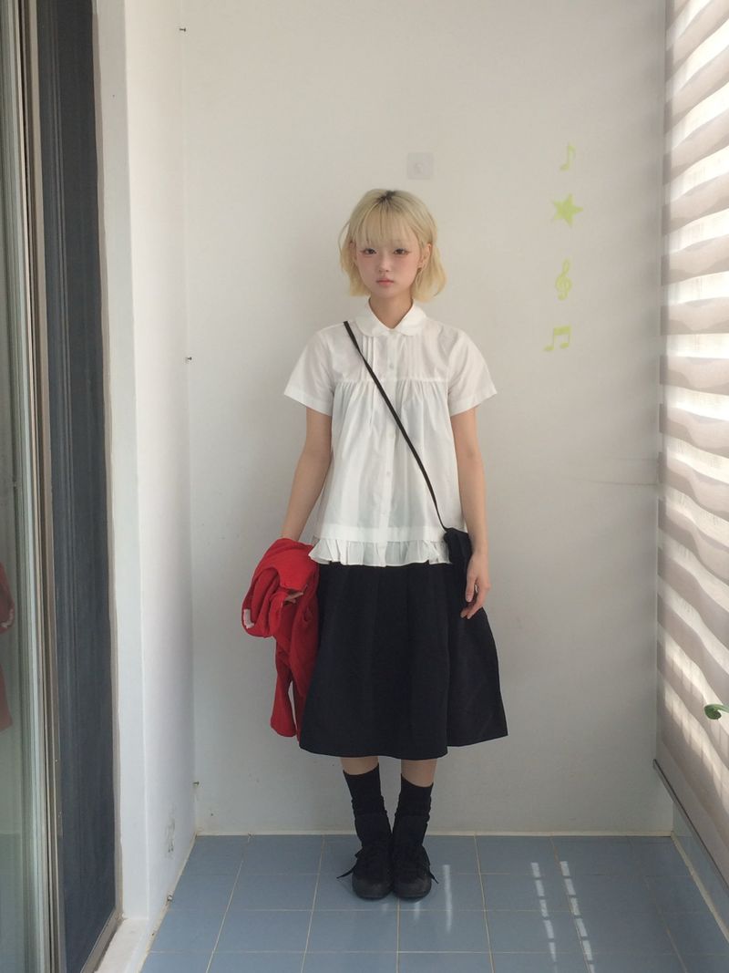 Powder pleats and pouch skirts