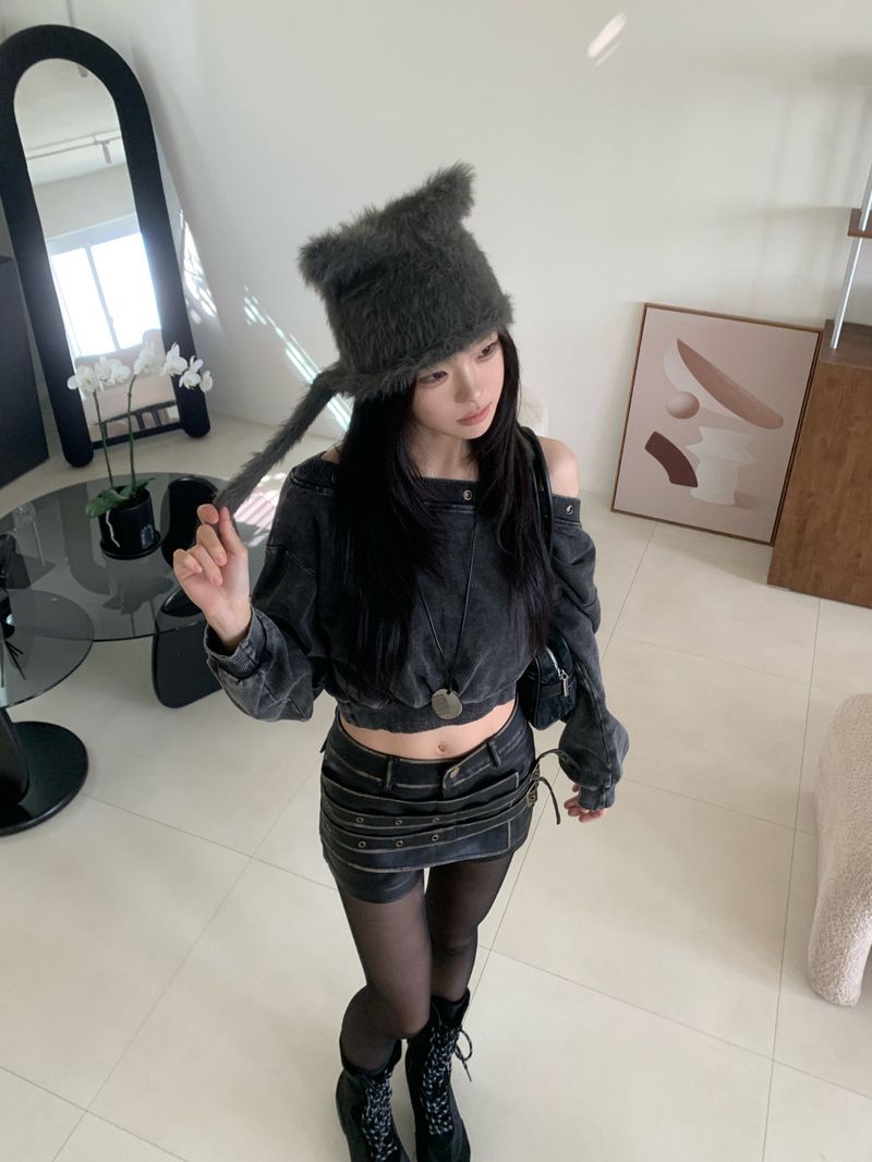 Meow Angora Cat's Tail Knit Beanie