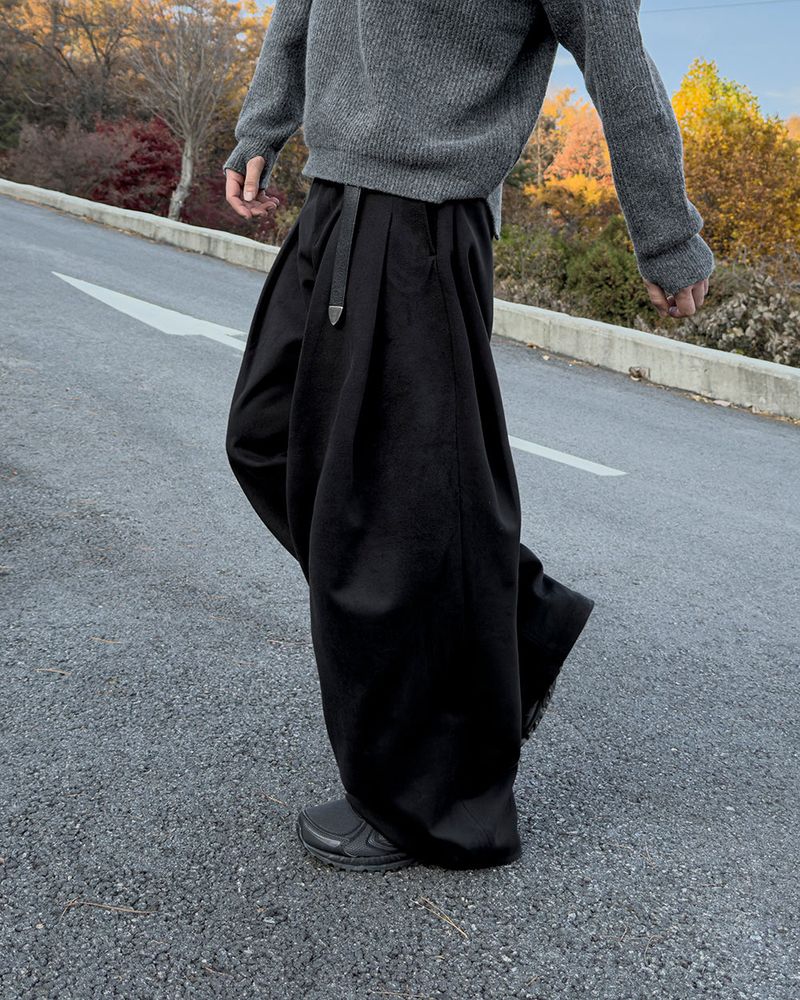 Worvel Wool Wide Pintuck Slacks