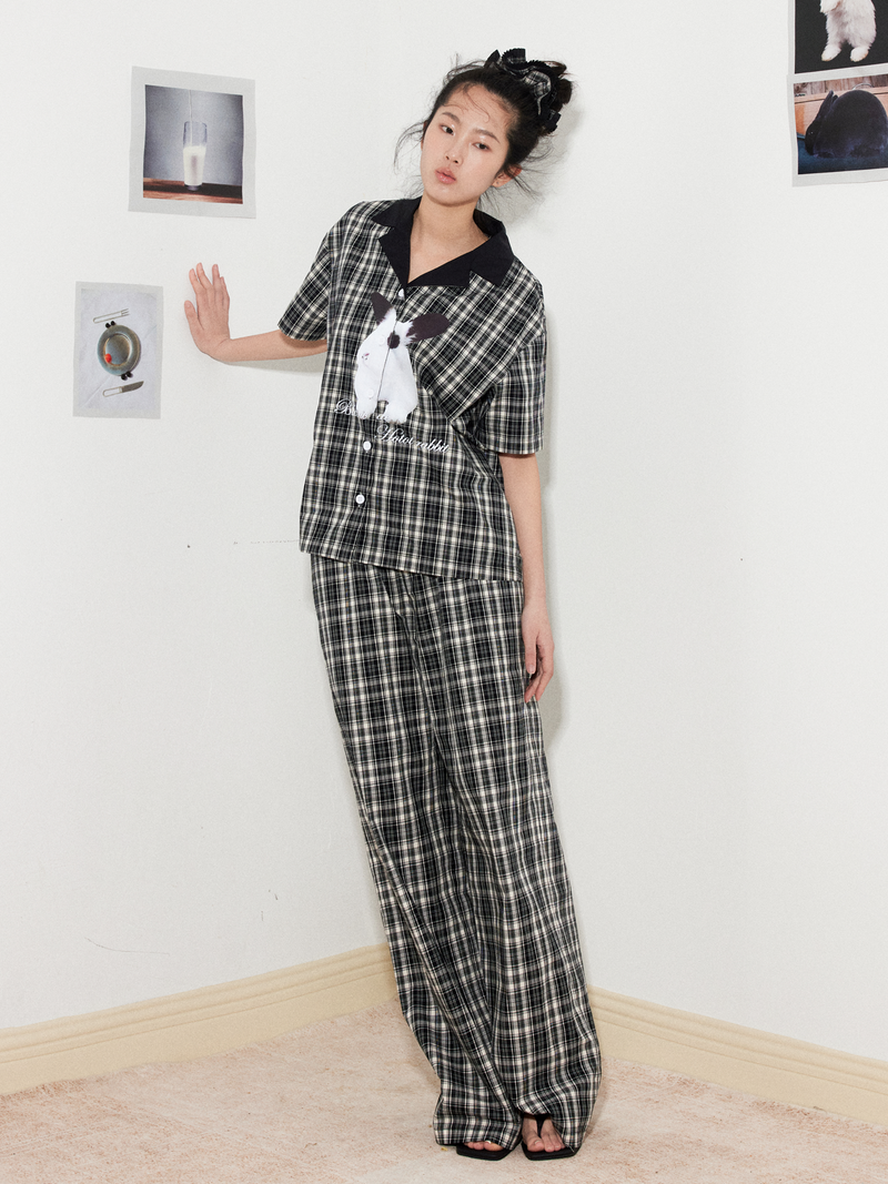a hotot（ア ホトット）の「Rabbit pints and logo embroidered pajamas can be worn outside（Setup）」