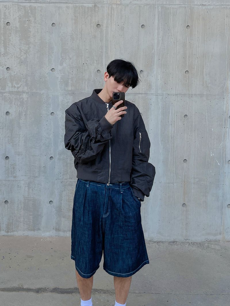 On Jerry Denim One Tuck Half Pants