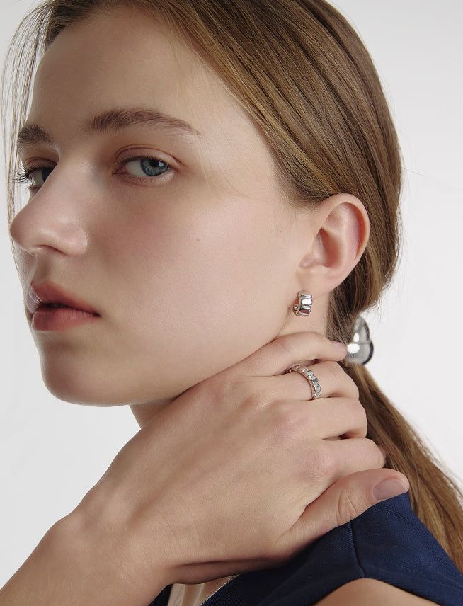 26SS★ Ice Block Silver One-Touch Earrings M