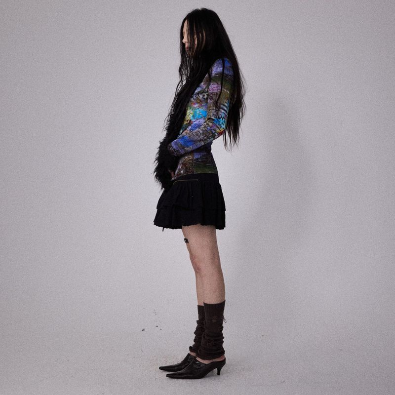 SHEISSHE/MULTIPLE-ZIPPER LACE SHORT SKIRT