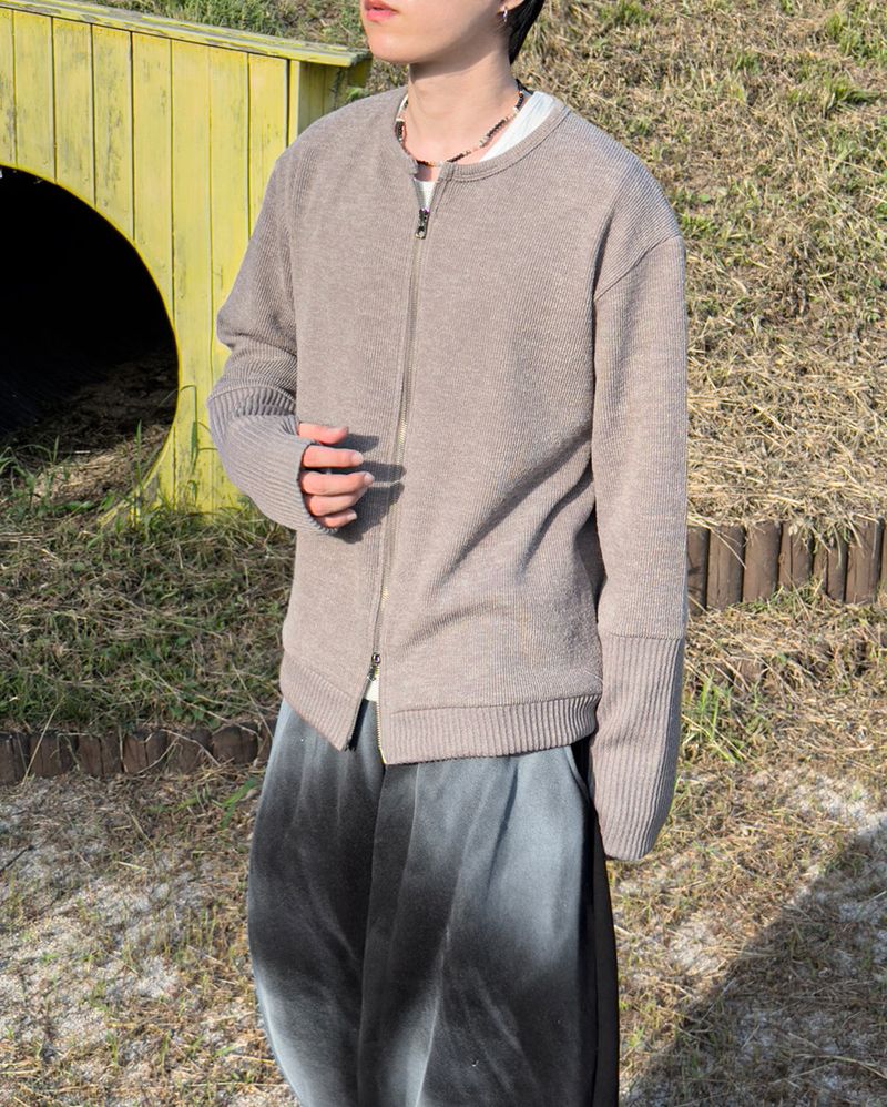 Angle Knit Zip-up with Hand Warmers