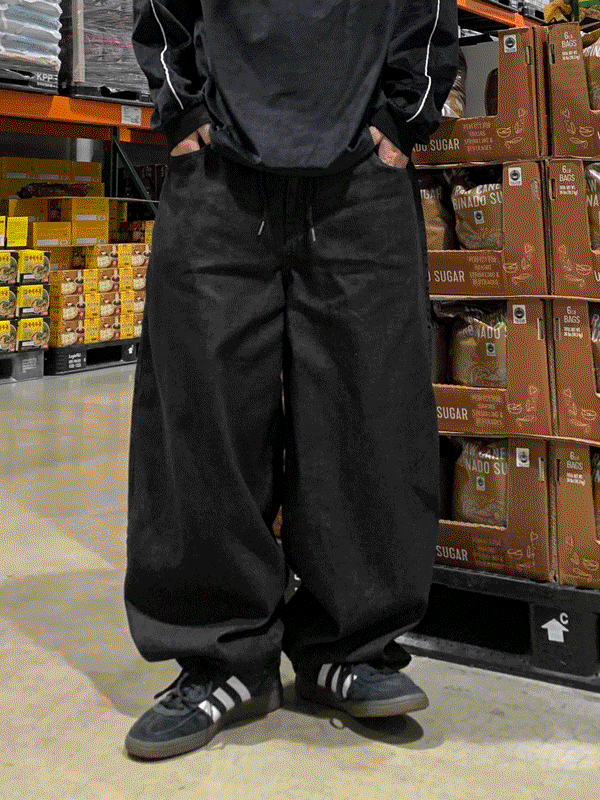 WHAT A LOOK（ワット ア ルック）の「Los Normal banding balloon denim（Pants）」