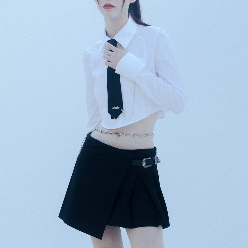 CLUT STUDIO(クラットスタジオ)の「0 9 buckle pleats wrap skirt - BLACK(Skirts)」