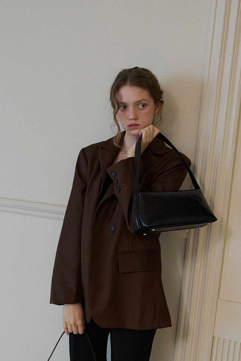 MADE_Linea Baguette Bag/ BLACK