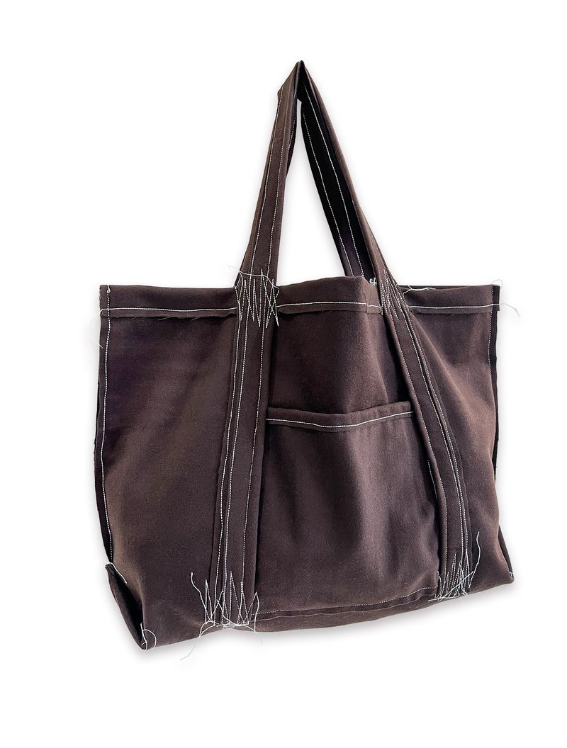 O Logo Drawing Stitch Bag / Brown