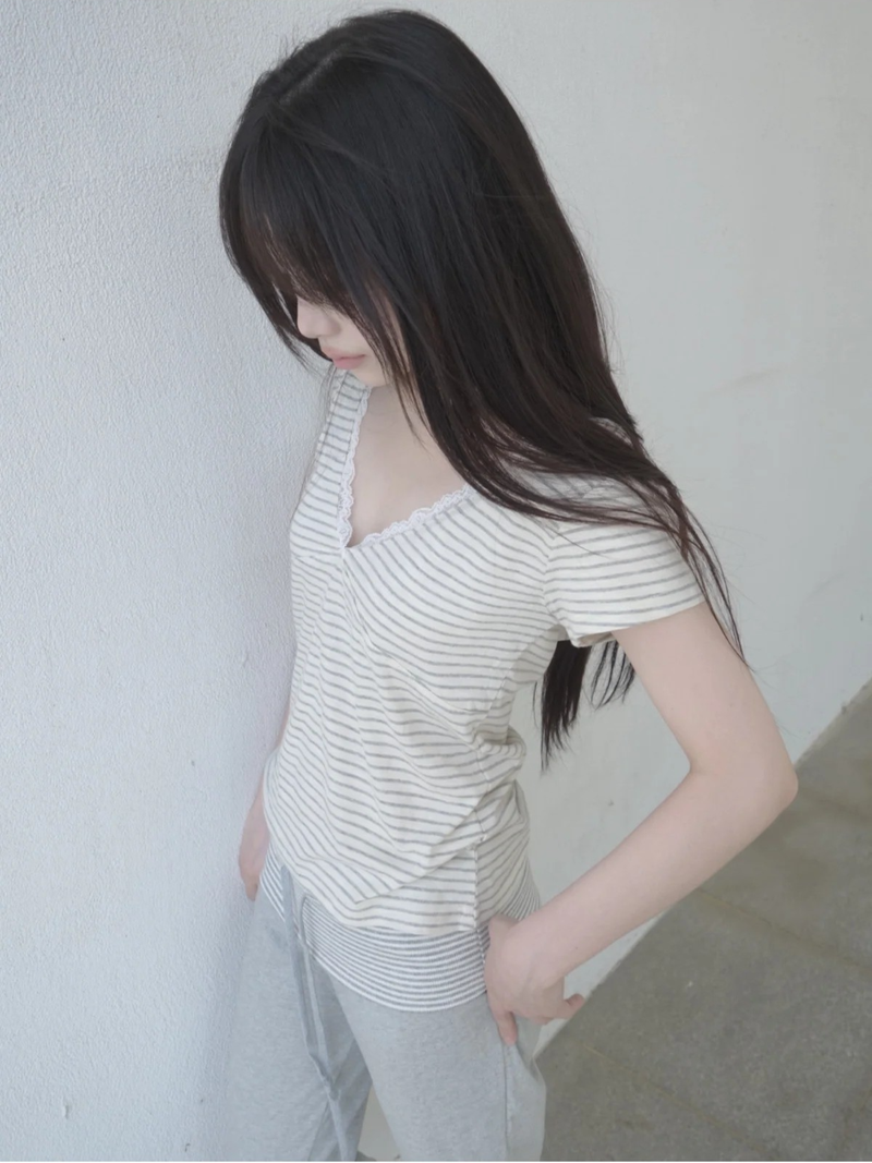 lace stripe tee
