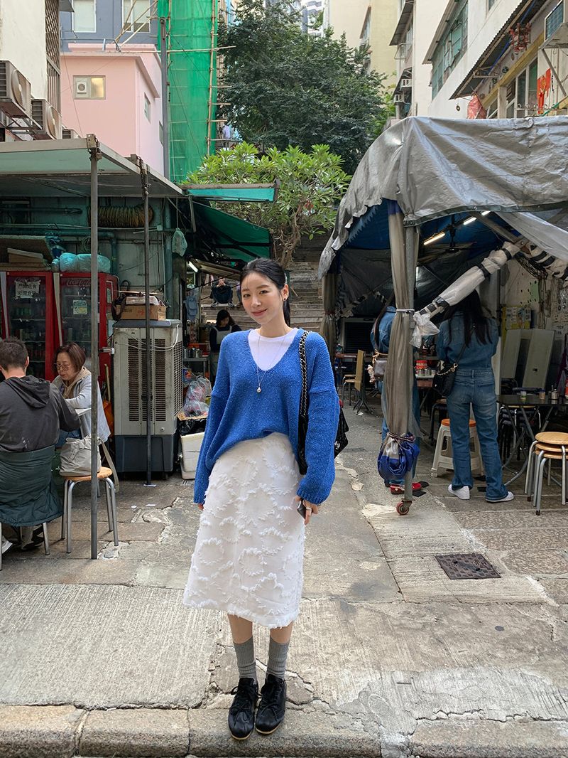 [MADE] Rieze Deep V Knit