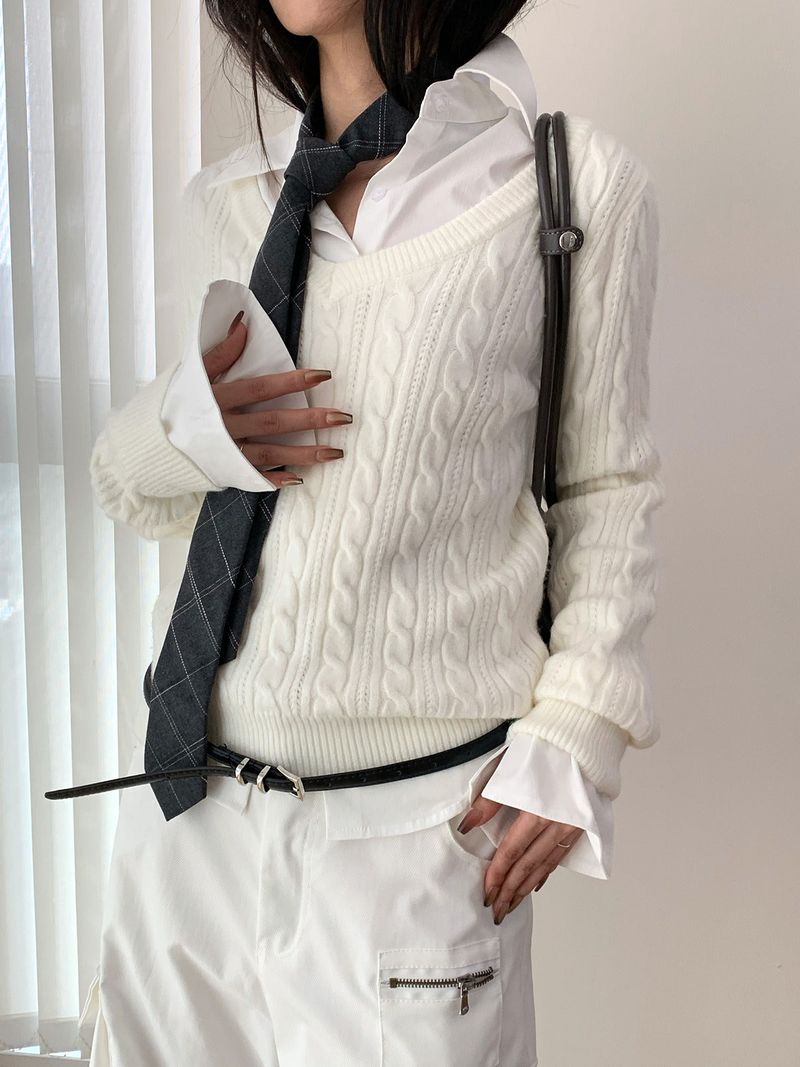 Frost soft V-neck wool knitwear