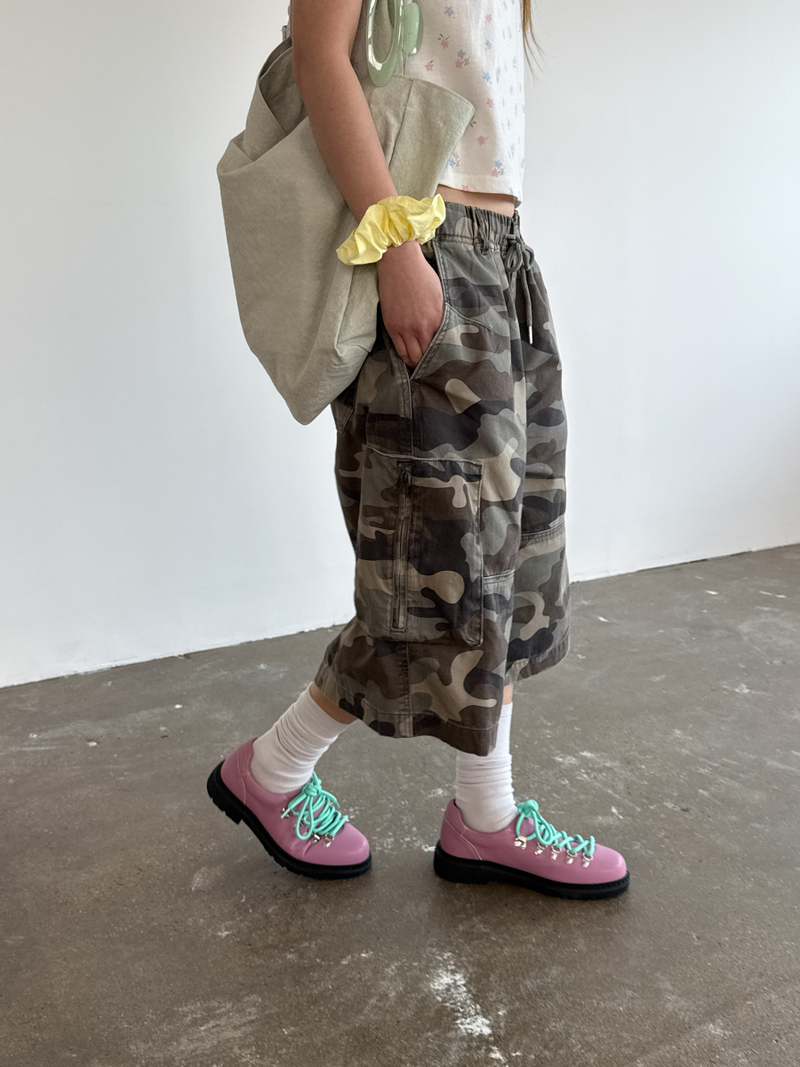 zipper bermuda cargo pants