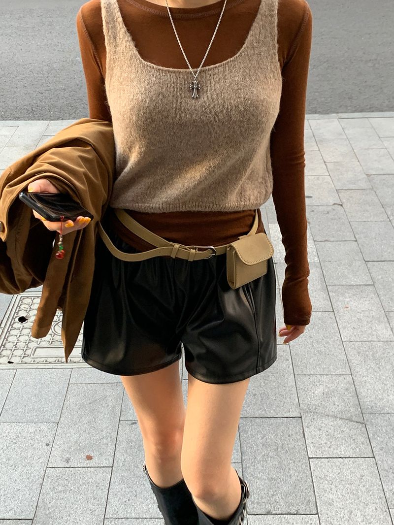 [MADE] Le Elle Leather Shorts