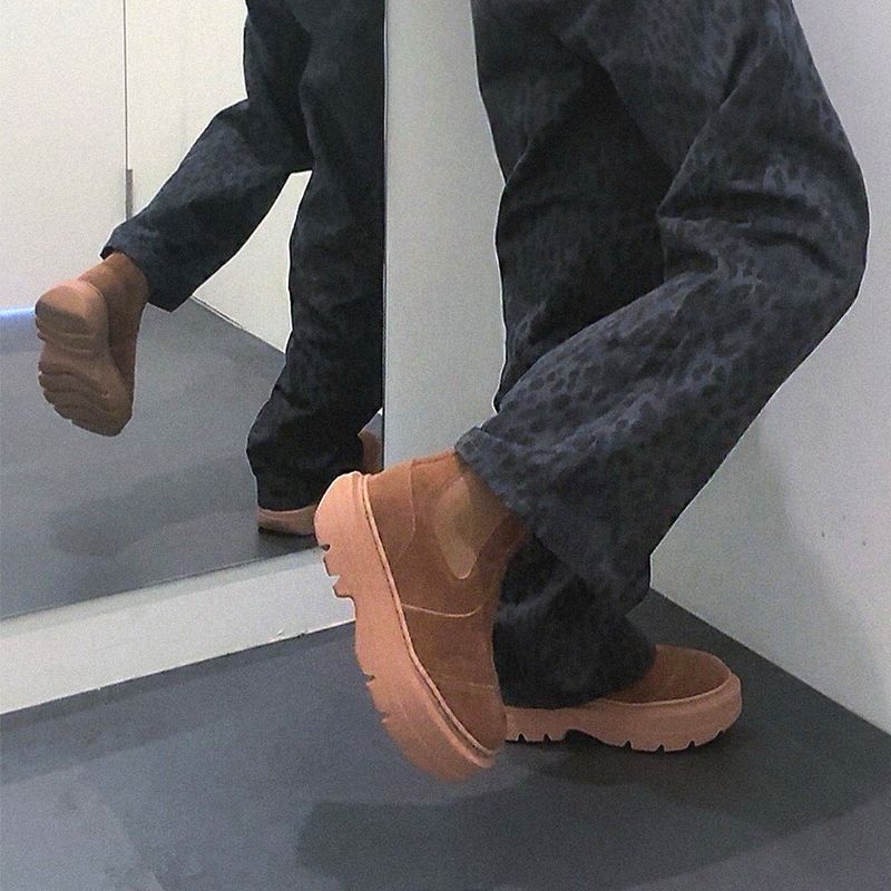 MYTH BROWN