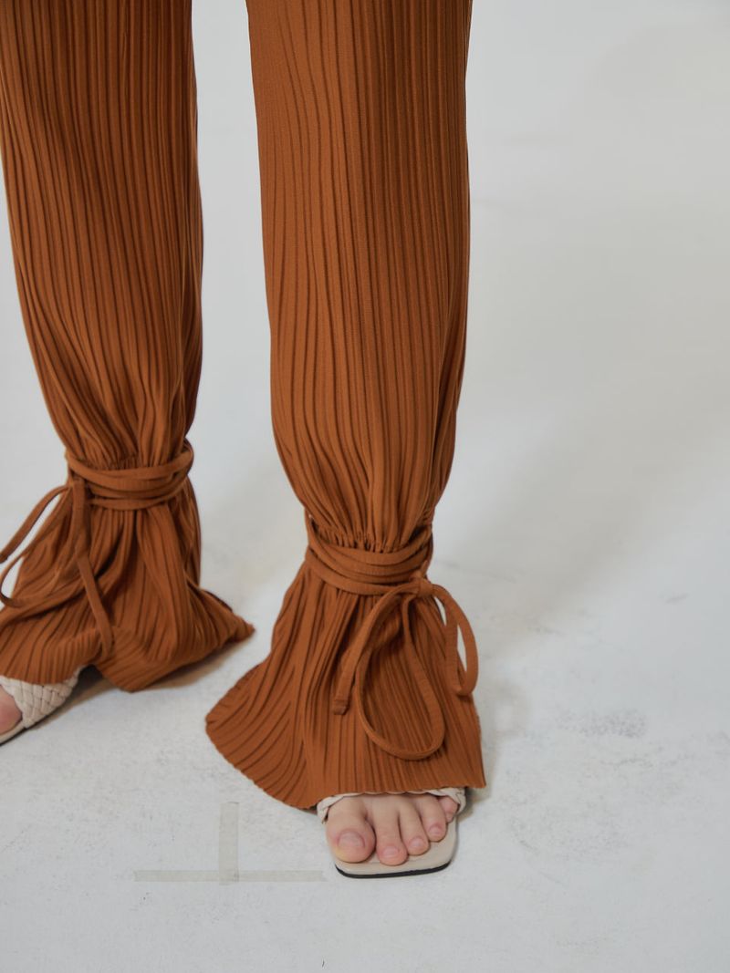 PLEATS ANKLE STRAP PANTS (2 COLOR)
