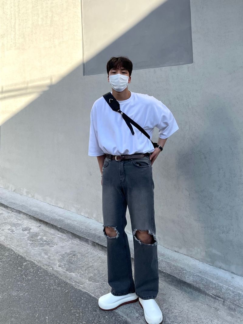 EASY DETROYED DENIM PANTS(2COLOR)