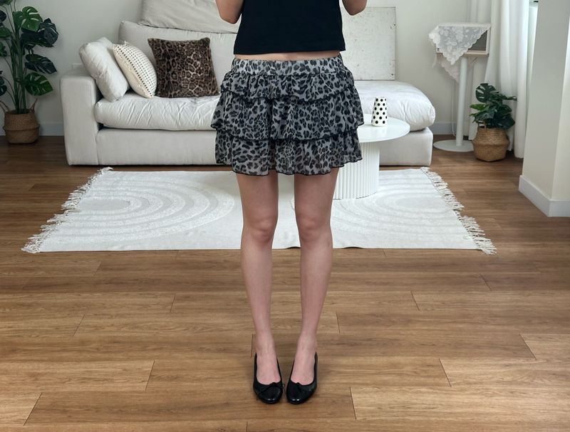 leo frill chiffon skirt